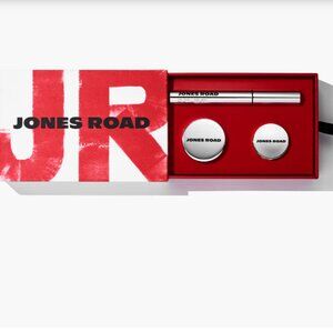 Jones Road: The Party Kit in ‘Rouge’